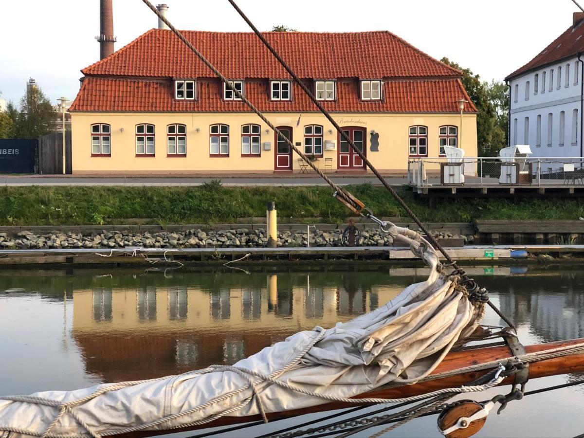 Hotel Das Brueckenhaus Glückstadt Εξωτερικό φωτογραφία